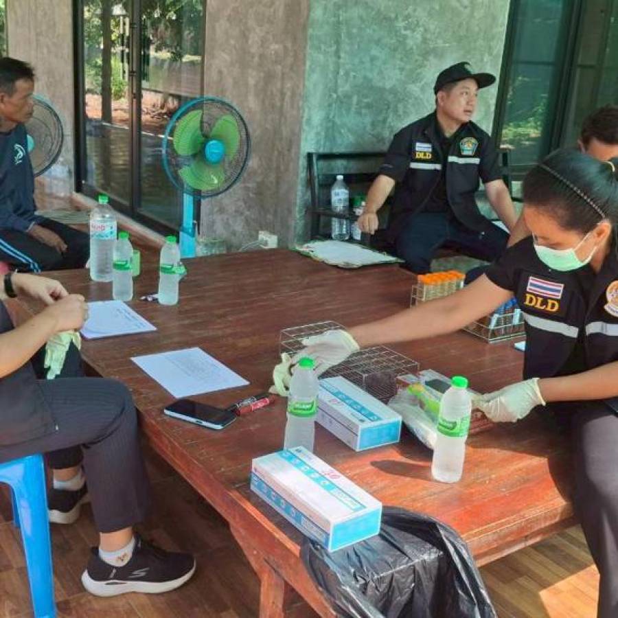 ปฏิบัติงานตรวจติดตามโครงการลดการใช้ยาปฏิชีวนะในฟาร์มเลี้ยงสัตว์ และโครงการป้องกันและแก้ไขปัญหาการใช้สารเร่งเนื้อแดงในฟาร์มเลี้ยงสัตว์ ปีงบประมาณ พ.ศ. 2569