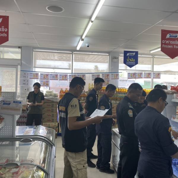 สำนักงานปศุสัตว์จังหวัดร้อยเอ็ด “ตรวจสถานที่พักซากสัตว์ (ห้องเย็น) และสถานที่จำหน่ายซากสัตว์” อ.เกษตรวิสัย