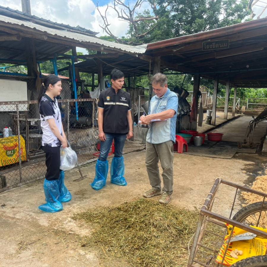 ติดตามความก้าวหน้าการดำเนินงานกิจกรรมแก้ไขปัญหาคุณภาพน้ำนมดิบของฟาร์มเกษตรกร