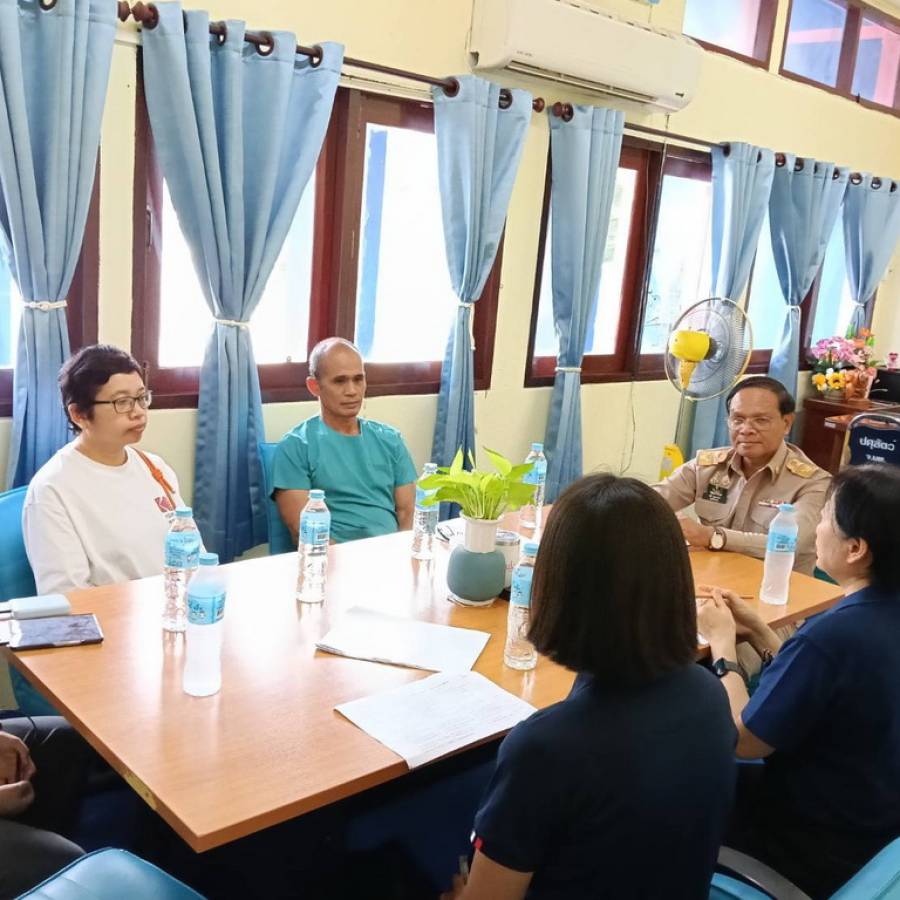 สำนักงานปศุสัตว์เขต 4 ร่วมลงพื้นที่เพื่อเตรียมความพร้อมในการจัดกิจกรรมการอบรมเรื่อง การสอบสวนโรคระบาดในสัตว์สาธิตในพื้นที่จังหวัดนครพนม
