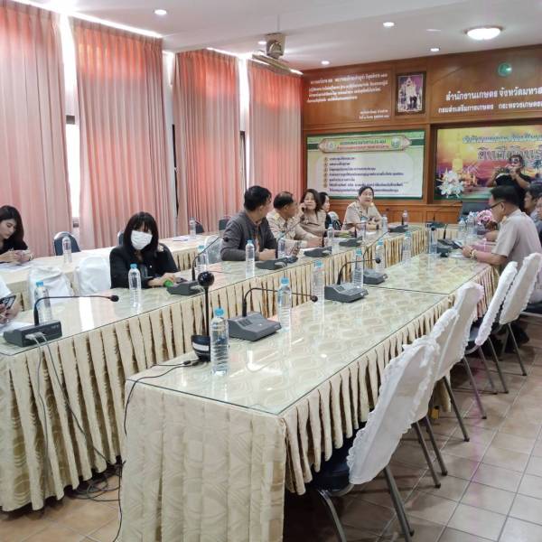 ประชุมเพื่อเตรียมความพร้อมต้อนรับ รองนายกรัฐมนตรี และรัฐมนตรีว่าการกระทรวงเกษตรและสหกรณ์ ประธานคณะกรรมการกองทุนฟื้นฟูและพัฒนาเกษตรกร (ร้อยเอกธรรมนัส พรหมเผ่า)