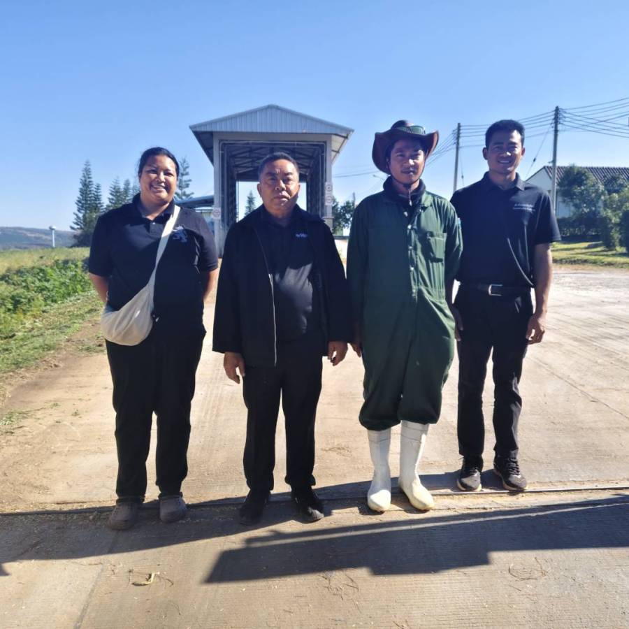 ปศอ.ด่านซ้าย จ.เลย ติดตามการฉีดวัคซีนป้องกันโรคปากและเท้าเปื่อยในโคนม รอบรณรงค์ที่ 1/2569 