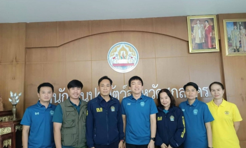 "สำนักงานปศุสัตว์เขต 4 ตรวจติดตามระบบการเฝ้าระวังโรคไข้หวัดนกและโรคนิวคาสเซิลในสัตว์ปีก จังหวัดสกลนคร"